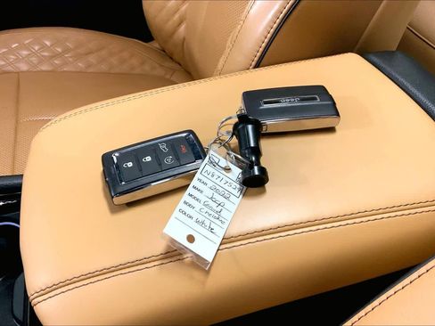 Used 2022 Jeep Grand Cherokee Summit image 15