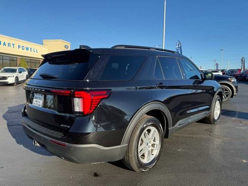 Used 2025 Ford Explorer Active image 24