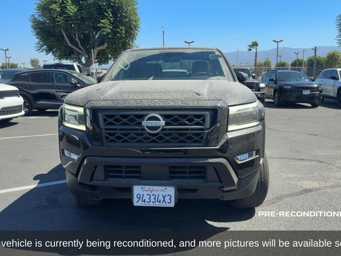 Used 2023 Nissan Frontier SV w/ Midnight Edition Package RWD image 2