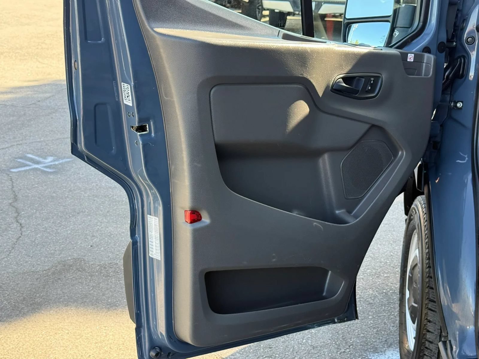 Used 2020 Ford Transit 250 148 High Roof Extended RWD image 15