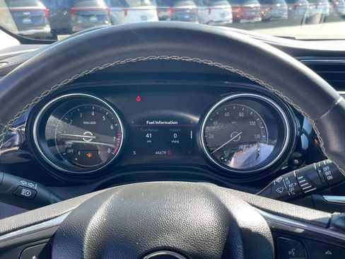 Used 2022 Buick Encore GX Select image 14