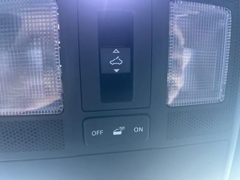 Used 2023 MAZDA CX-9 Carbon Edition image 50