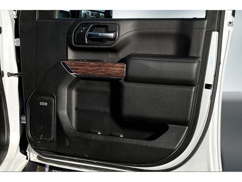 Used 2020 Chevrolet Silverado 2500 High Country w/ Z71 Off-Road Package image 29