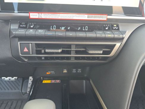 New 2026 Toyota 4Runner SR5 image 16