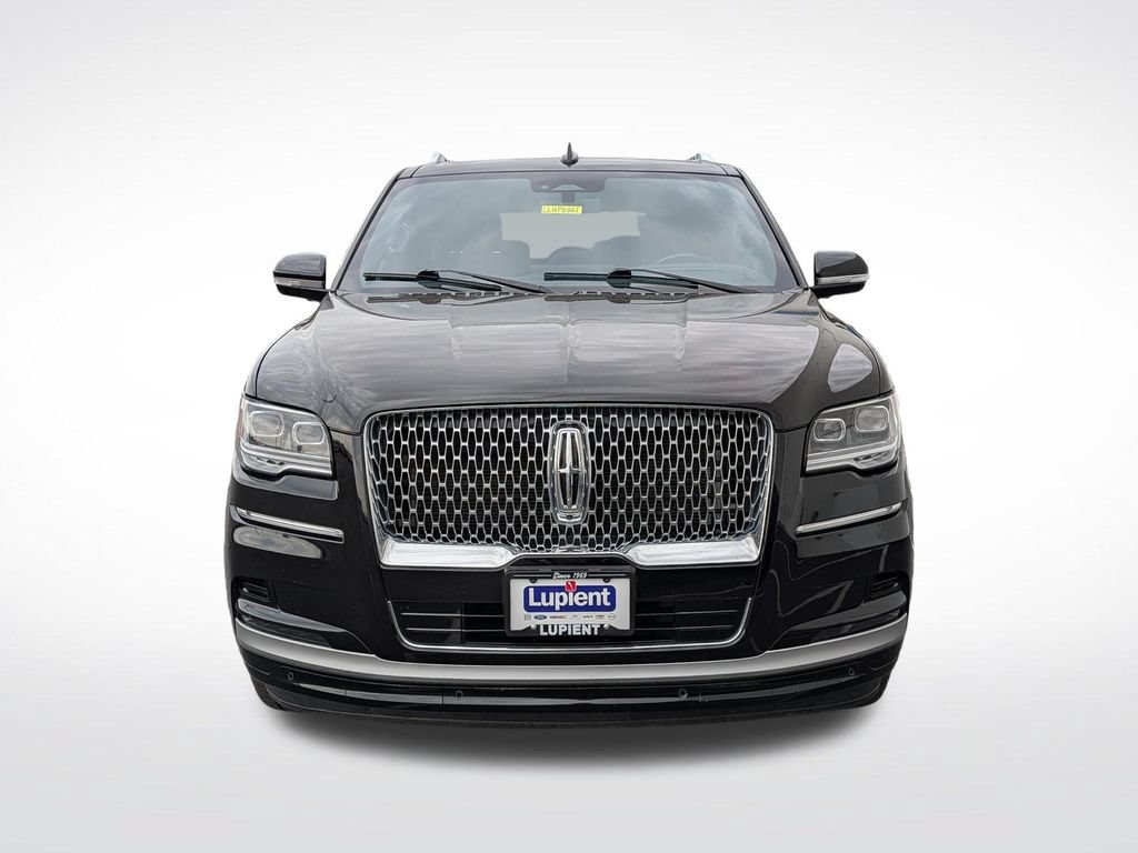 Used 2024 Lincoln Navigator Reserve AWD/4WD image 10