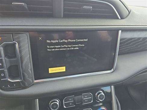 Used 2024 GMC Yukon Denali w/ Advanced Technology Package image 25