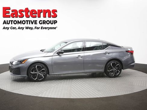 Used 2023 Nissan Altima 2.5 SR AWD/4WD image 58