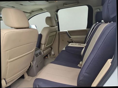 Used 2008 Nissan Titan SE RWD image 12