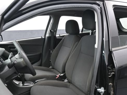 Used 2022 Chevrolet Trax LS AWD/4WD image 10