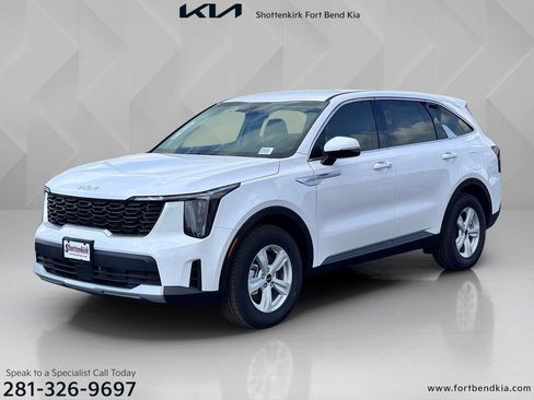 New 2026 Kia Sorento LX FWD image 1