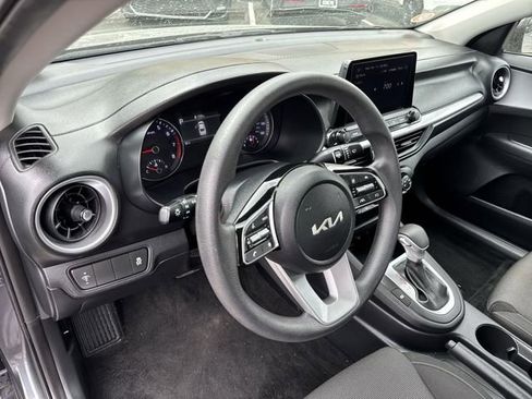 Used 2024 Kia Forte LXS FWD image 20