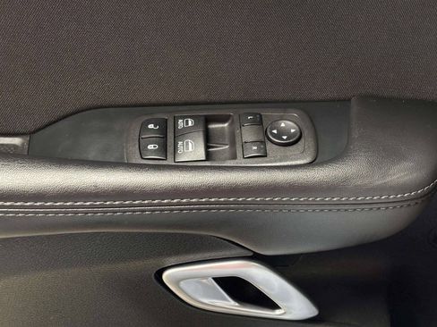 Used 2022 Dodge Challenger R/T Scat Pack w/ Driver Convenience Group RWD image 25