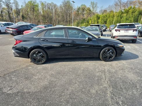 New 2026 Hyundai Elantra SEL Sport Premium image 14