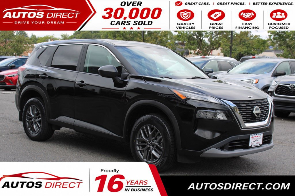 Used 2024 Nissan Rogue S AWD/4WD image 1