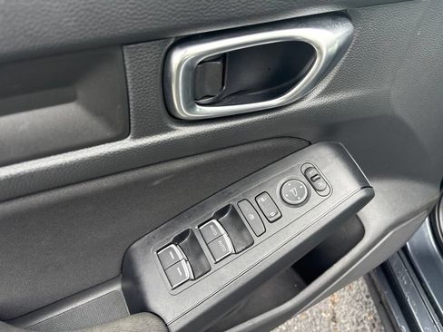 Used 2025 Honda Civic Sport image 19