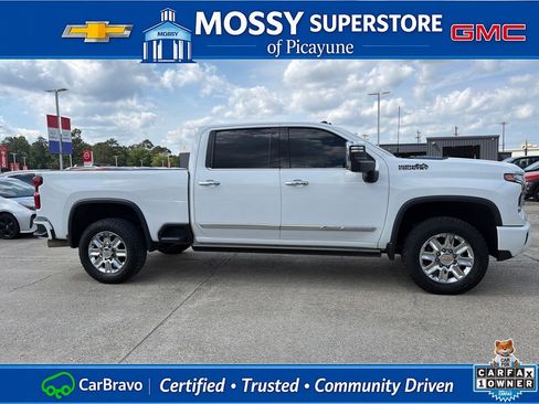 Certified 2024 Chevrolet Silverado 2500 High Country w/ High Country Premium Package AWD/4WD image 7