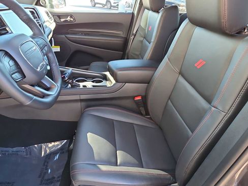 Used 2025 Dodge Durango GT image 15