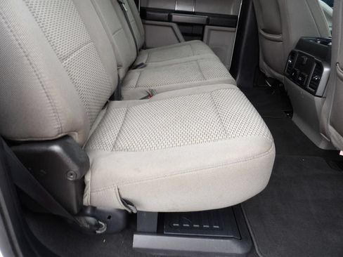 Used 2020 Ford F250 XLT w/ XLT Premium Package AWD/4WD image 39