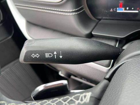 Used 2024 Jeep Grand Cherokee L Laredo AWD/4WD image 18