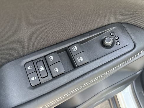 New 2026 Jeep Cherokee Laredo AWD/4WD image 9