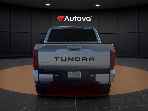 Used 2023 Toyota Tundra Limited w/ Power Package AWD/4WD image 4
