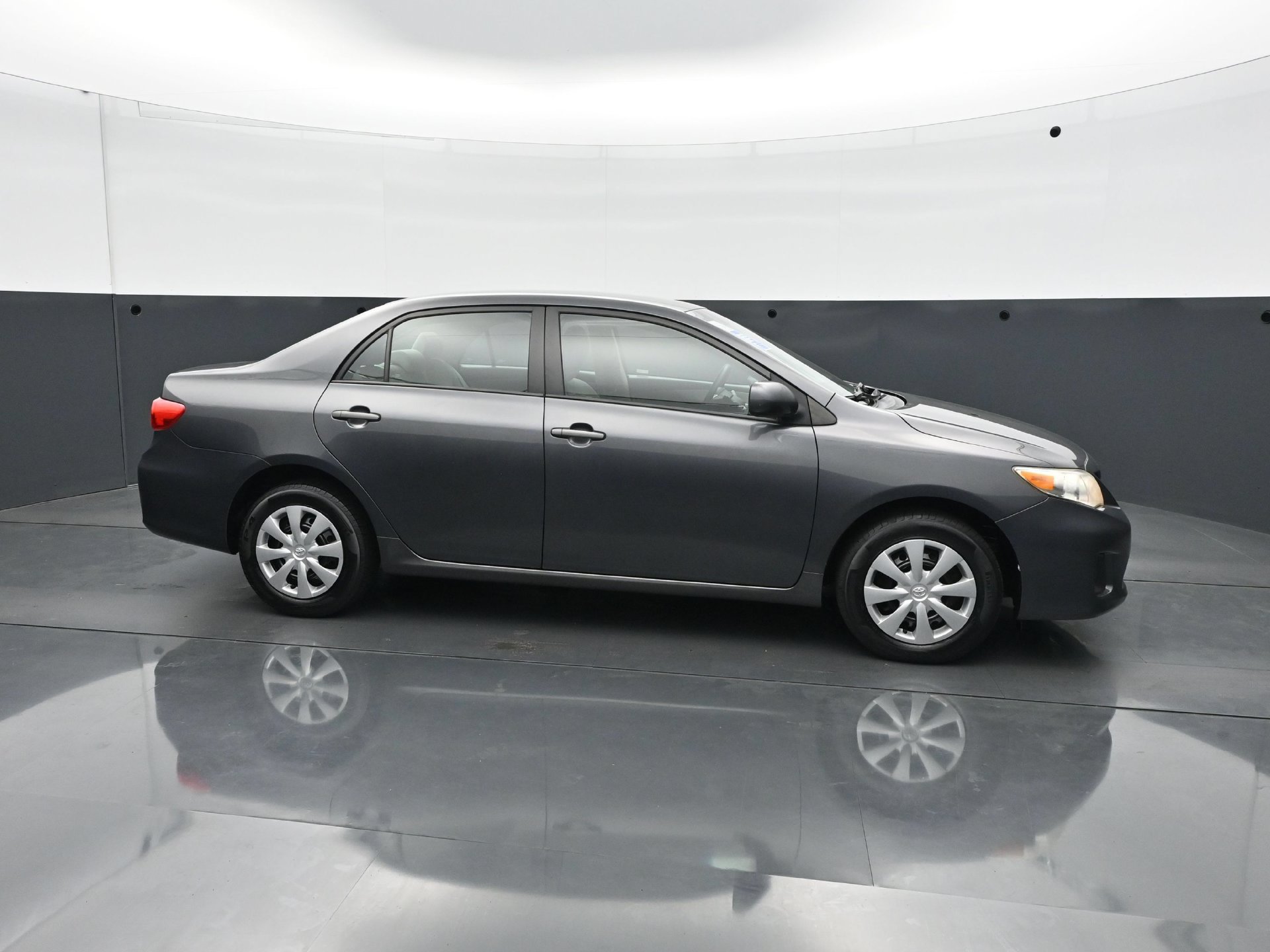 Used 2011 Toyota Corolla LE FWD image 8