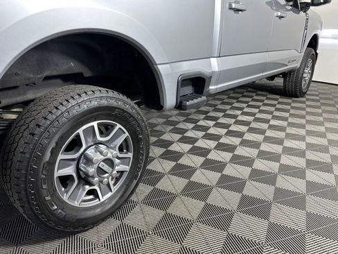 Used 2024 Ford F250 Lariat AWD/4WD image 10