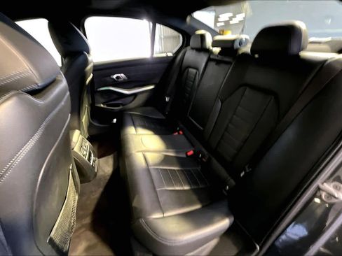 Used 2019 BMW 330i xDrive Sedan w/ M Sport Package AWD/4WD image 21