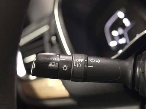 Used 2017 Honda CR-V EX image 33