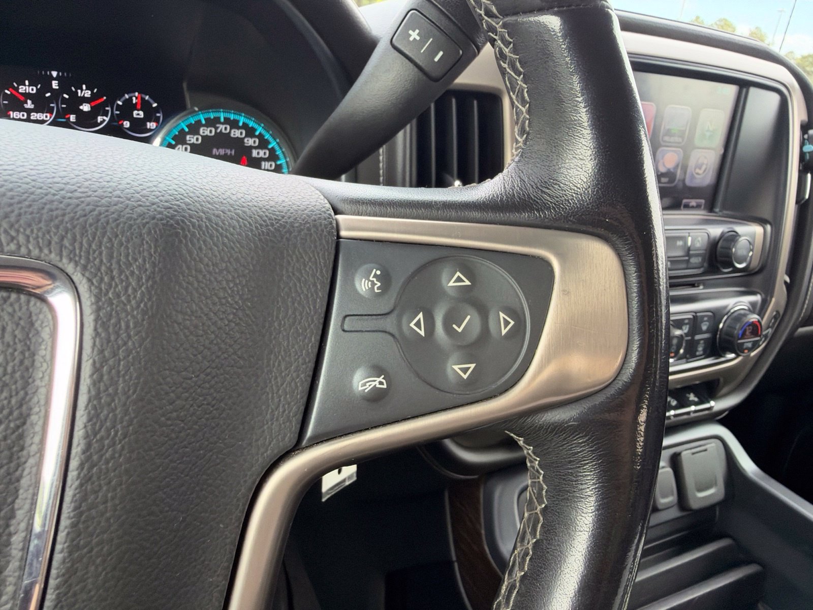 Used 2018 GMC Sierra 1500 Denali w/ Denali Ultimate Package AWD/4WD image 27
