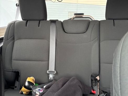 Used 2021 Jeep Wrangler Unlimited Willys image 16