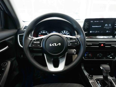 Used 2023 Kia Seltos LX image 21