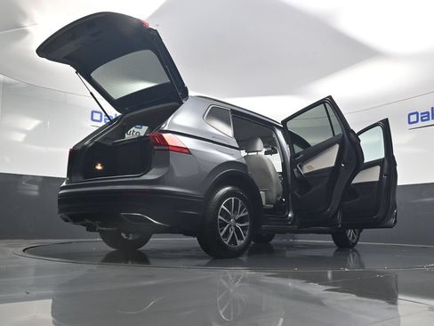 Used 2019 Volkswagen Tiguan SE w/ Panoramic Sunroof Package AWD/4WD image 64