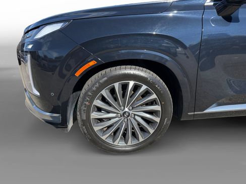 Certified 2024 Hyundai Palisade Calligraphy image 9