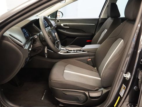 Used 2021 Hyundai Sonata SE w/ Cargo Package FWD image 4