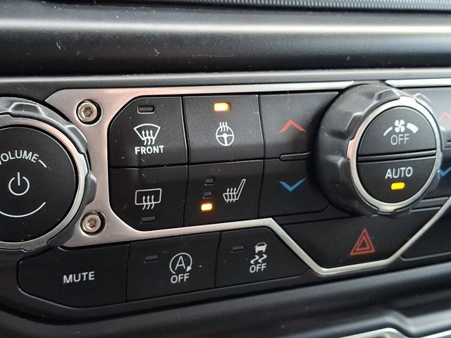 Certified 2022 Jeep Gladiator Mojave w/ Cold Weather Group AWD/4WD image 29