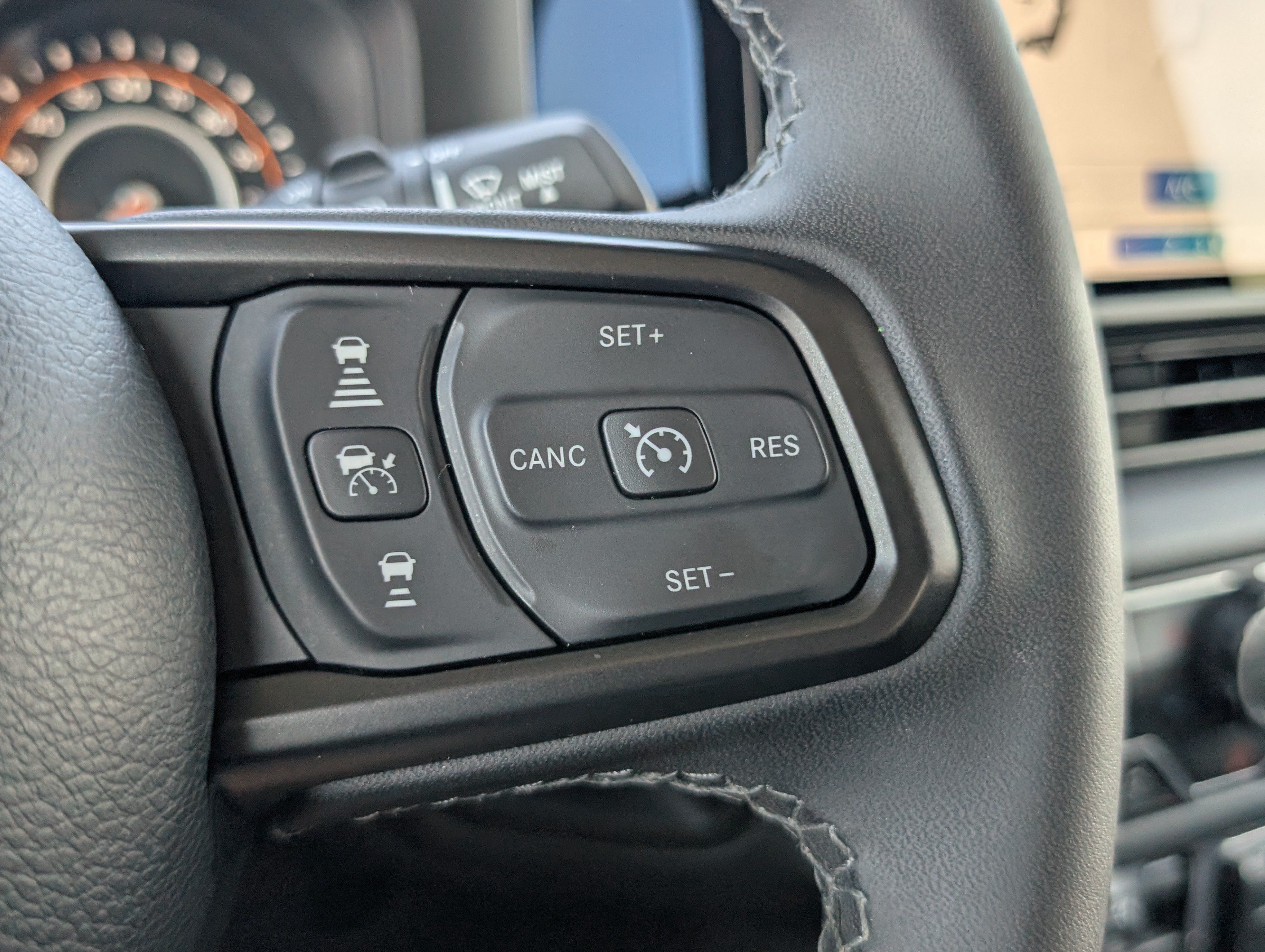 Used 2026 Jeep Wrangler Unlimited Rubicon AWD/4WD image 25