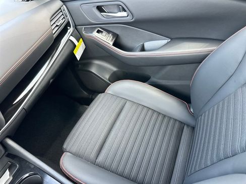 New 2026 Nissan Rogue SV image 26