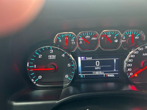 Used 2018 Chevrolet Silverado 1500 LT image 16