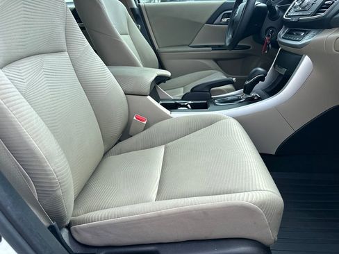 Used 2015 Honda Accord LX image 14
