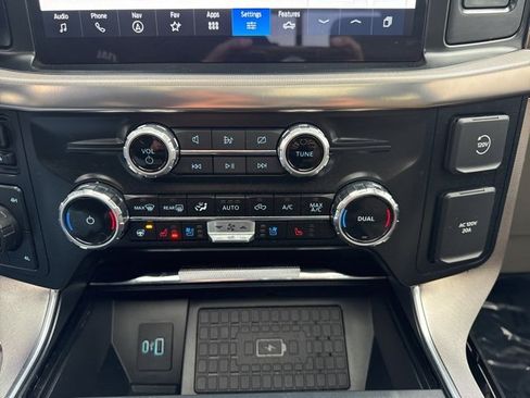 Used 2024 Ford F150 Platinum w/ Equipment Group 703A Plus image 16