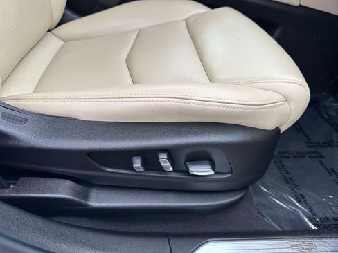 Used 2019 Cadillac XT5 Premium Luxury AWD/4WD image 26