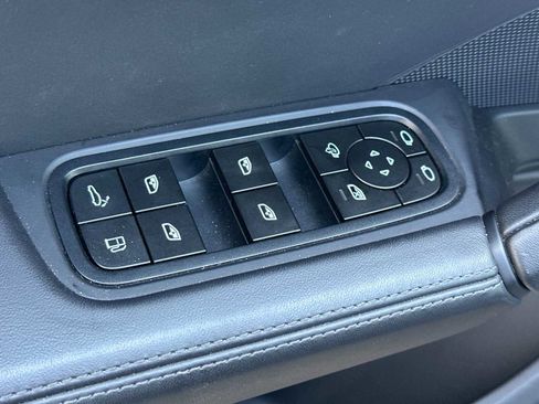 Certified 2024 Porsche Cayenne S image 12