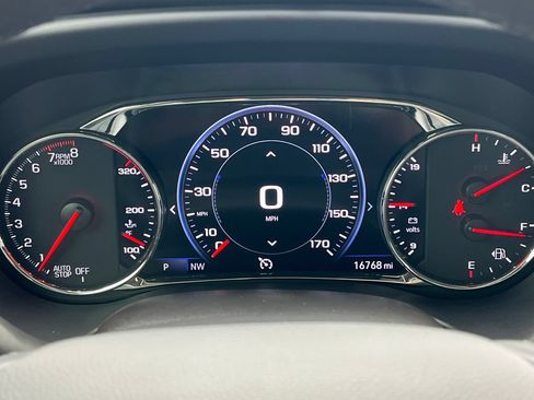 Used 2023 GMC Acadia AT4 w/ Technology Package AWD/4WD image 21