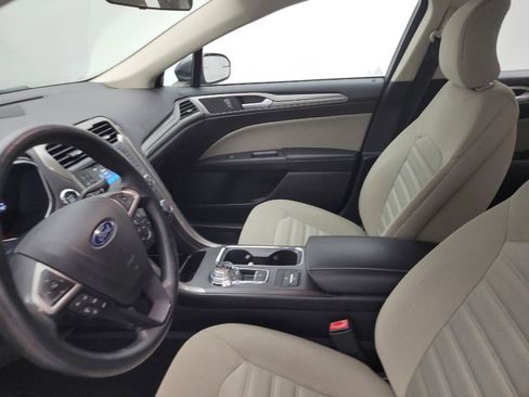 Used 2018 Ford Fusion S image 17
