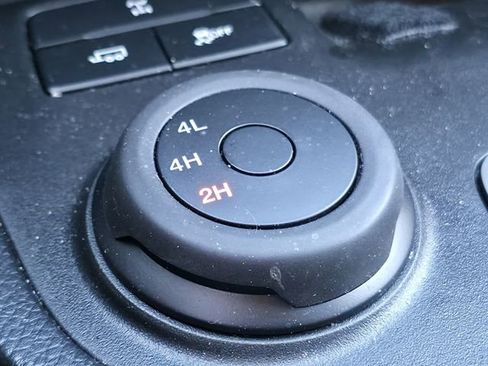 Used 2023 Ford Ranger Lariat w/ Trailer Tow Package image 16