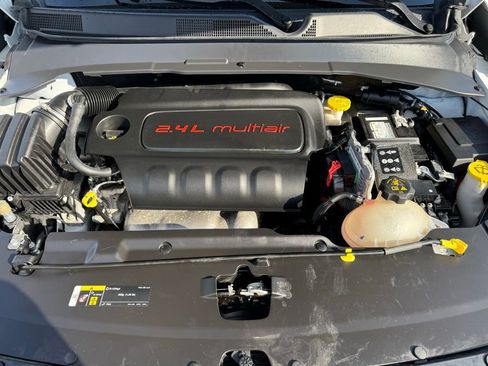 Used 2022 Jeep Compass Limited w/ Sun and Sound Group image 11