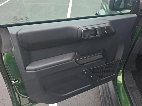 Used 2025 Ford Bronco Outer Banks image 13