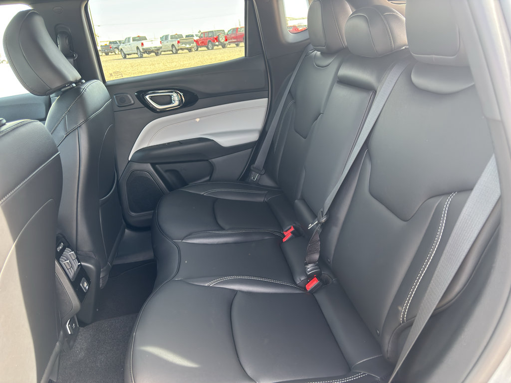 New 2026 Jeep Compass Limited w/ Sun, Sound & Navigation Group AWD/4WD image 10