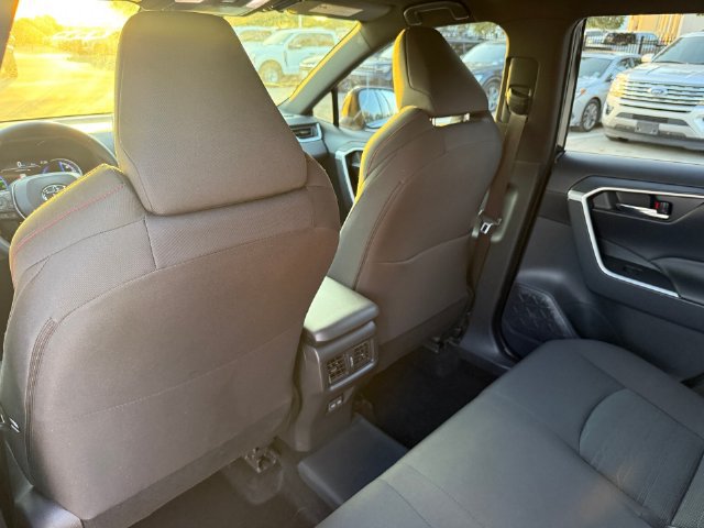 Used 2024 Toyota RAV4 SE AWD/4WD image 25